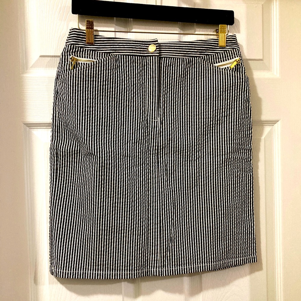 Jones New York stretch pencil skirt seersucker Size 6